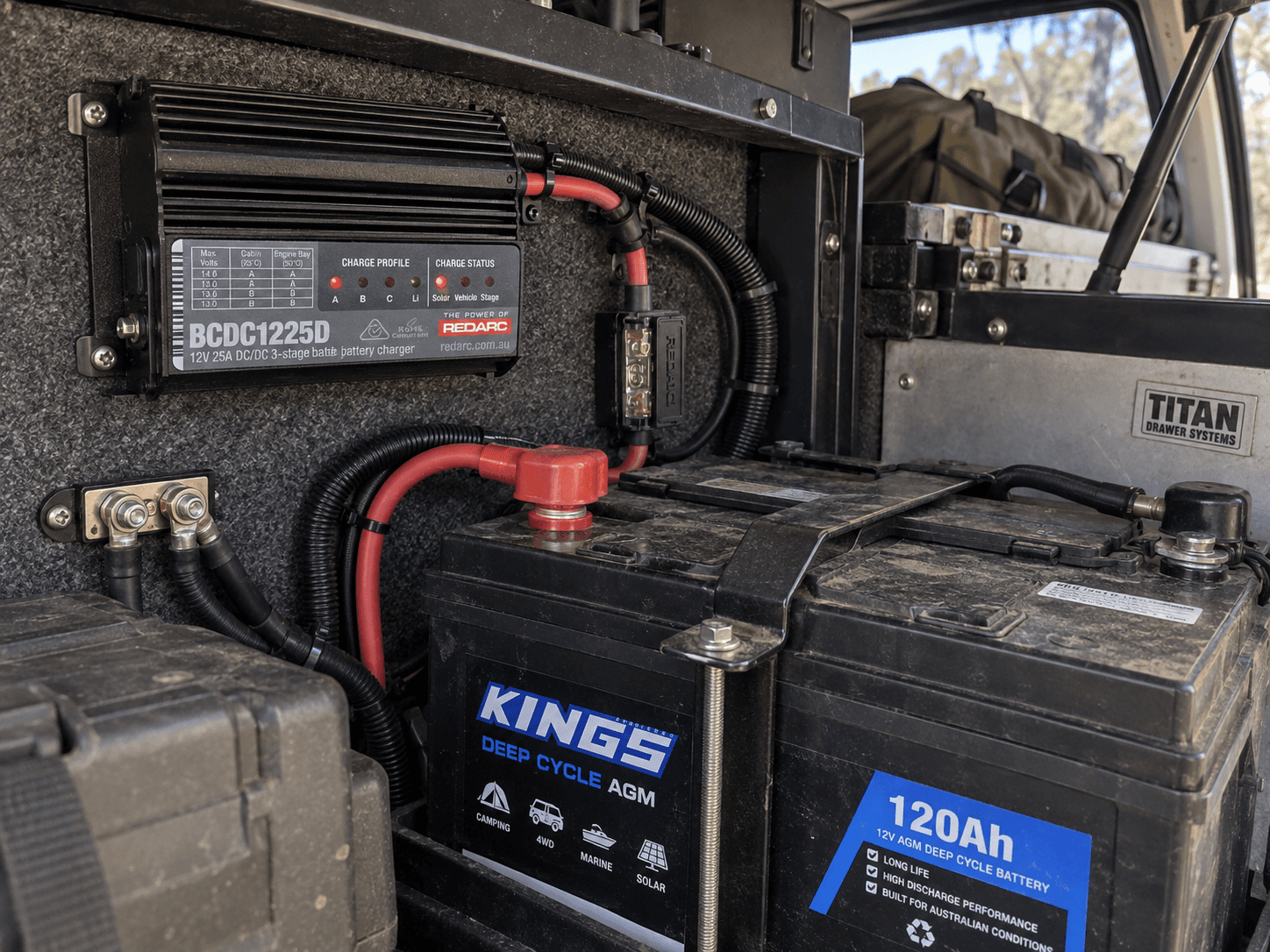 BCDC Classic25 BCDC1225D Battery Charger